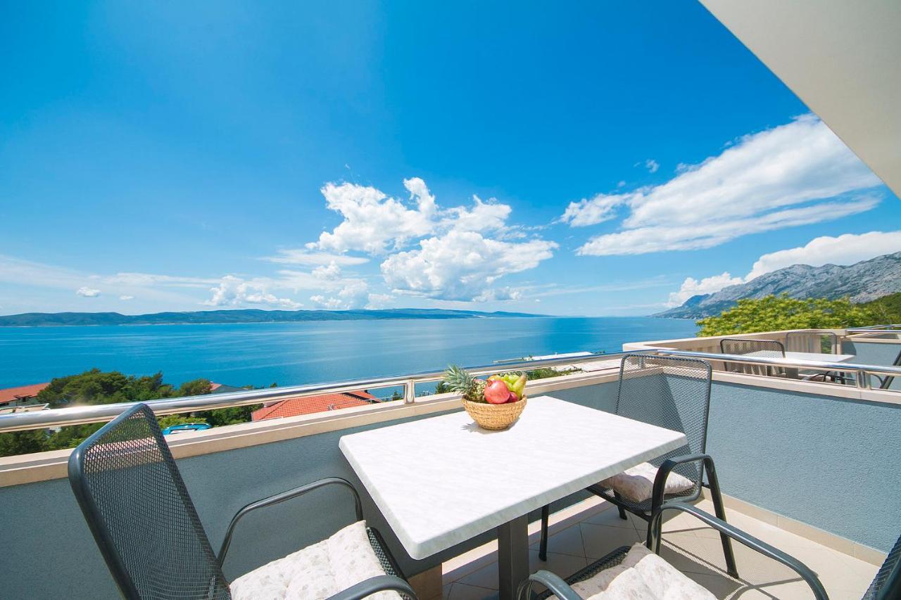 Apartments Vila Nadalina Delux Брела Екстер'єр фото