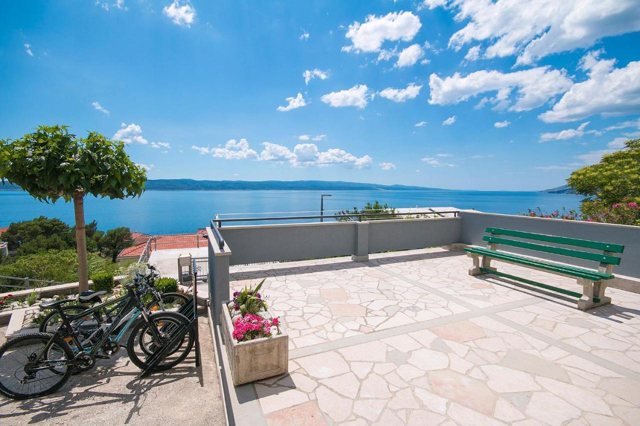Apartments Vila Nadalina Delux Брела Екстер'єр фото