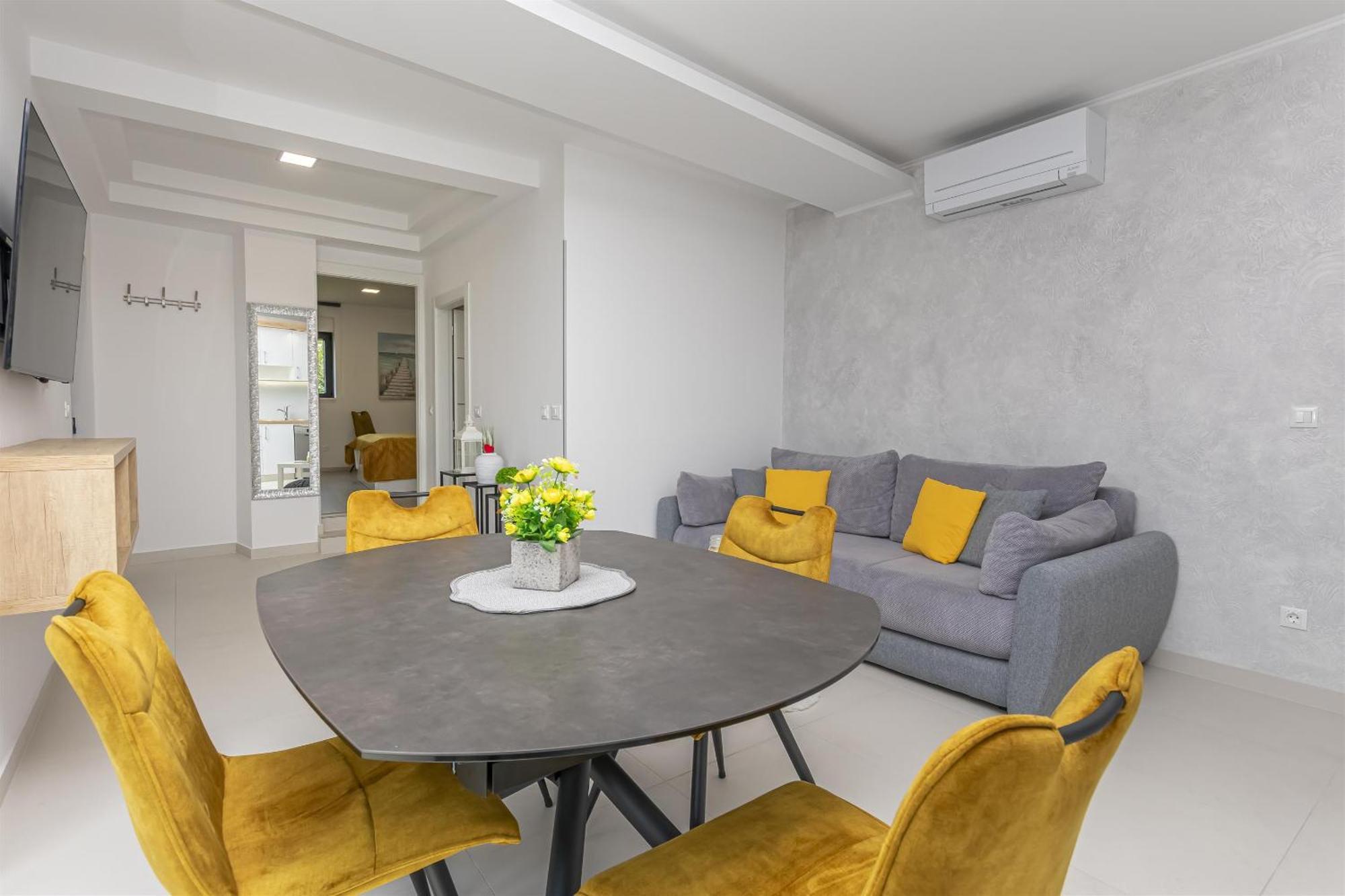 Apartments Vila Nadalina Delux Брела Екстер'єр фото