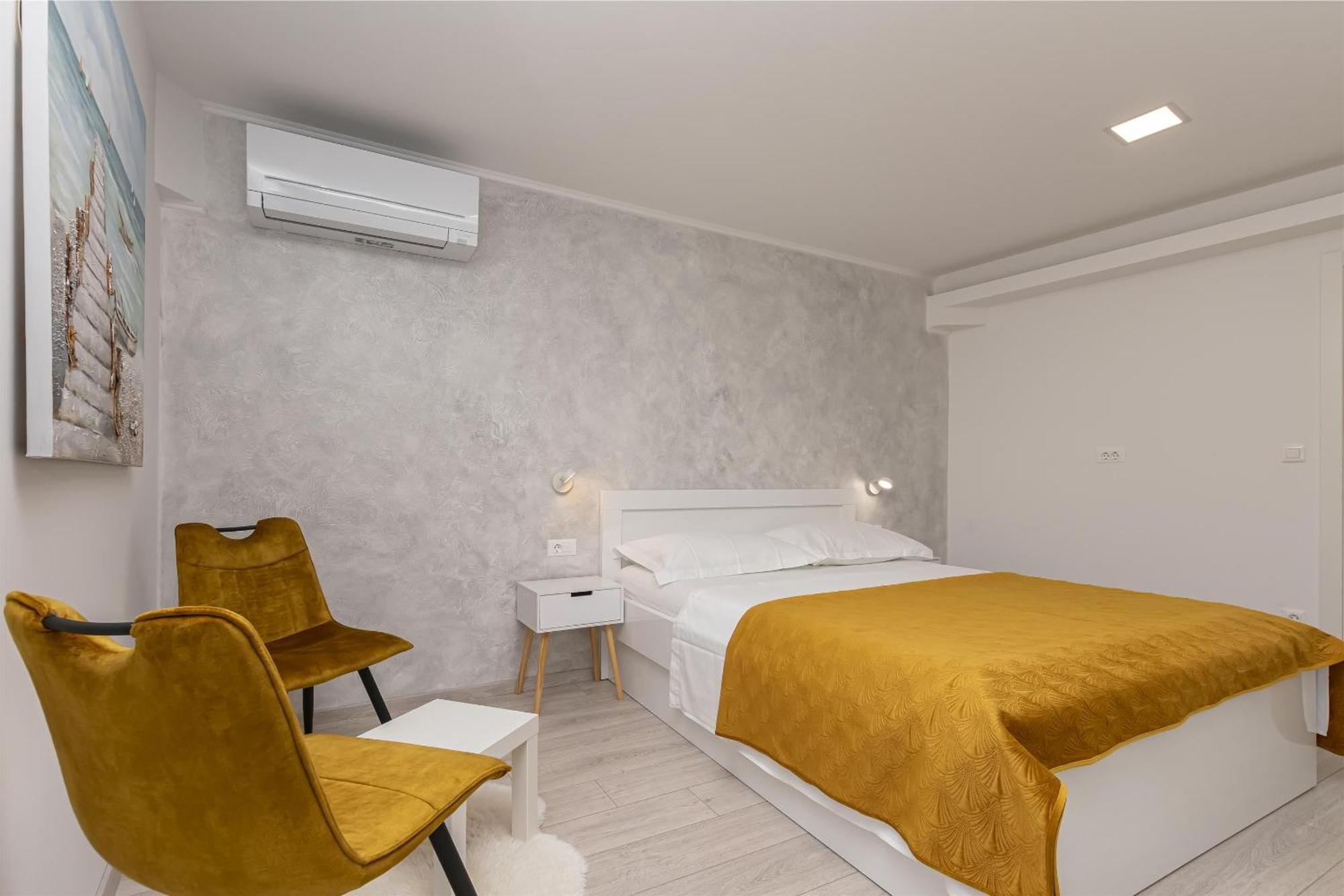 Apartments Vila Nadalina Delux Брела Екстер'єр фото